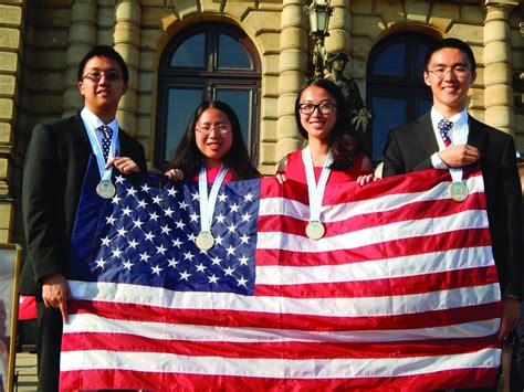U.S. team wins 4 golds at the International Chemistry .